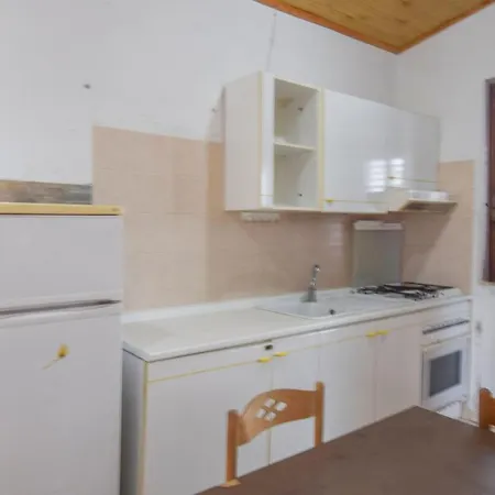 Beautiful In Praia Mare With Kitchen Praia a Mare